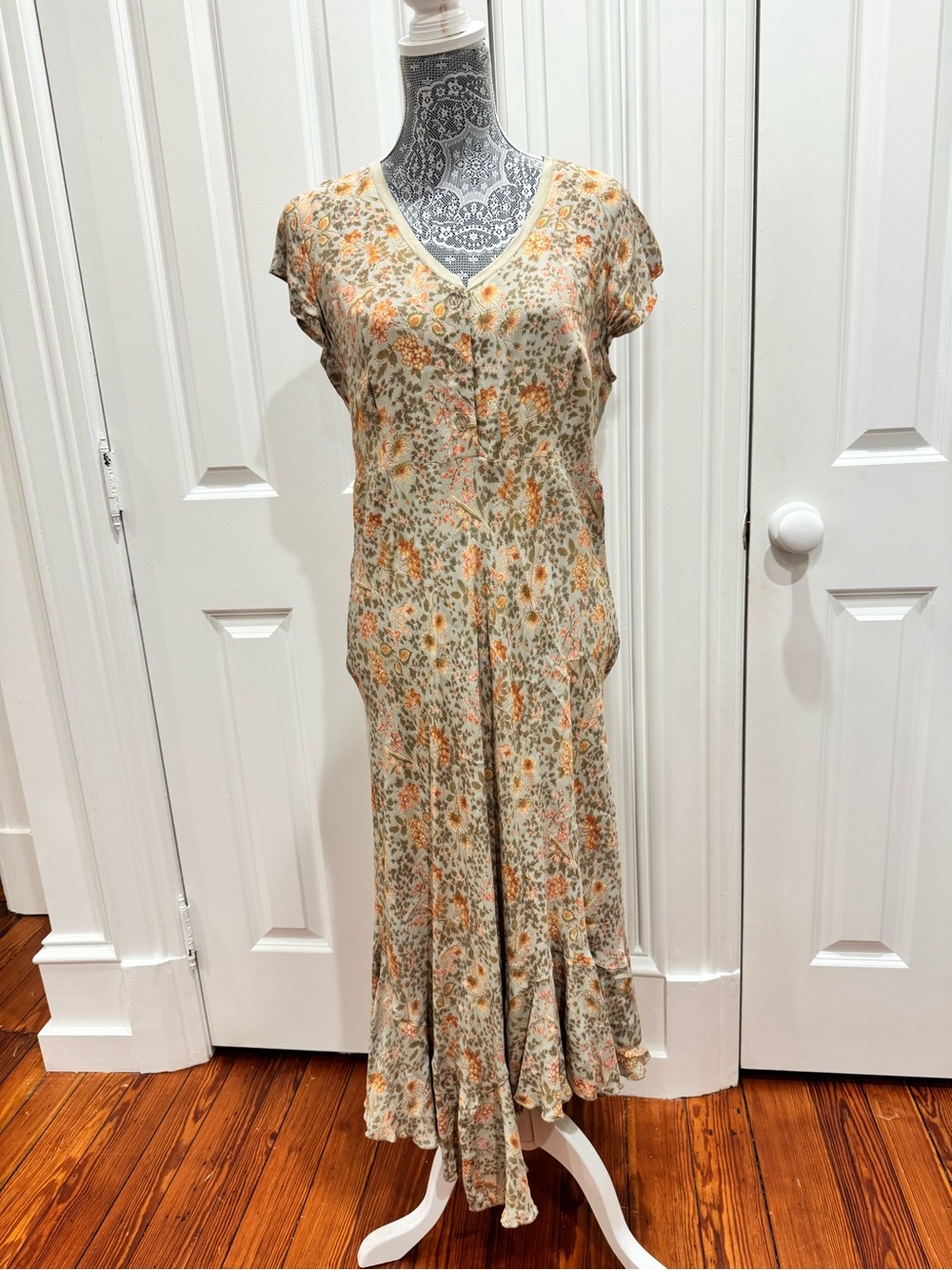 April Cornell Floral Button-Front Midi Dress 
Sz. M Cottagecore Prairie Y2K